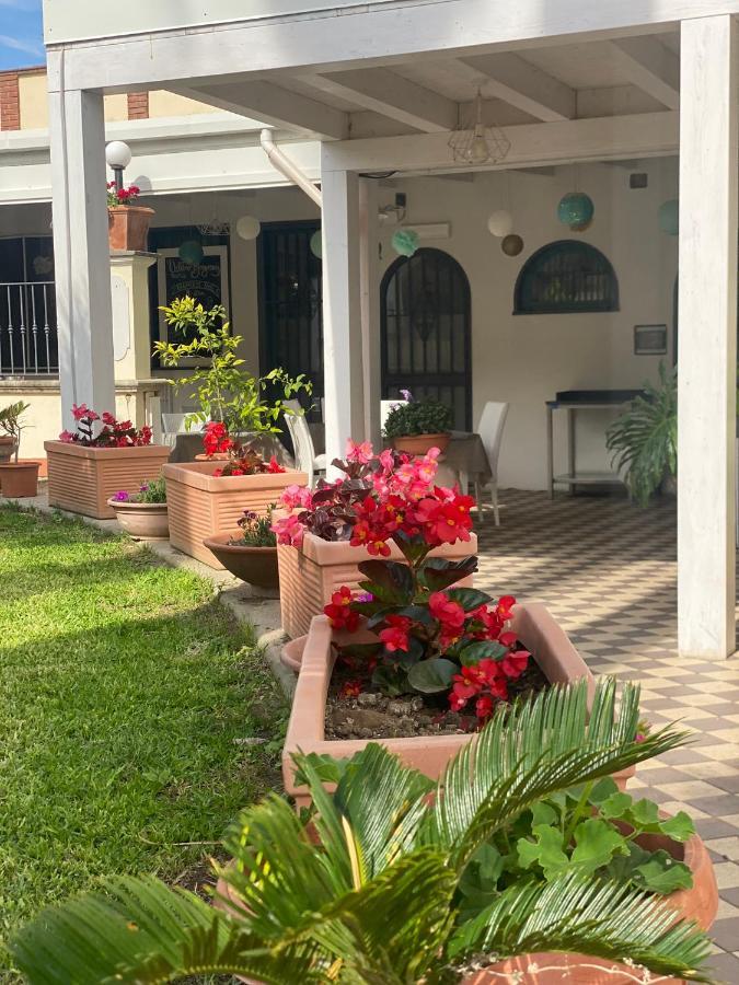 Bed and Breakfast Villino Gregoraci Relais Santa Marinella Exterior foto